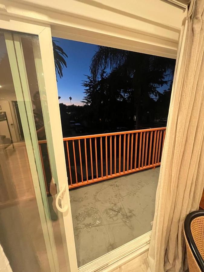 Stay In West La Los Angeles Exterior photo